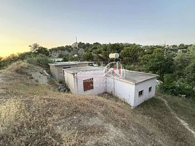 Ndërtesë + Truall në Shitje – 280m² – 75,000€ – Vlorë — Vlorë - Foto 3