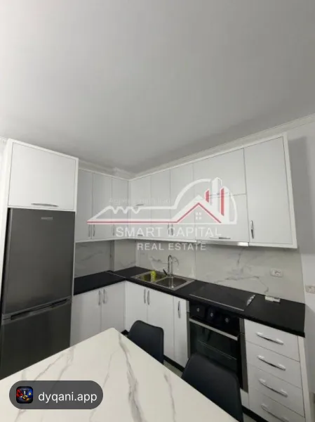 Apartament 1+1 me Qera – Rruga – 30,000 Lek – Vlorë – I mirë — Vlorë