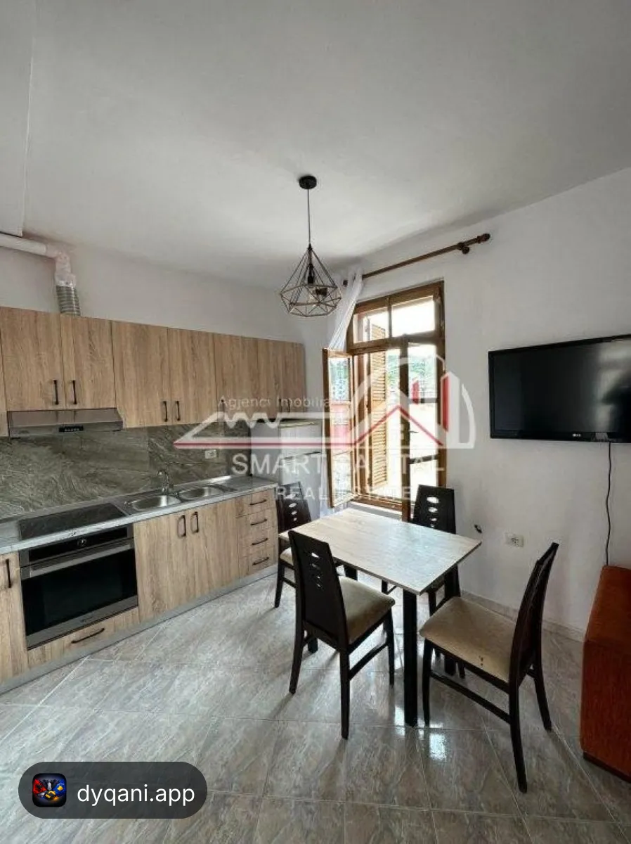 Apartament 1+1 me Qira – Mobiluar, Kati – 280€ – Vlorë — Vlorë - Foto 1