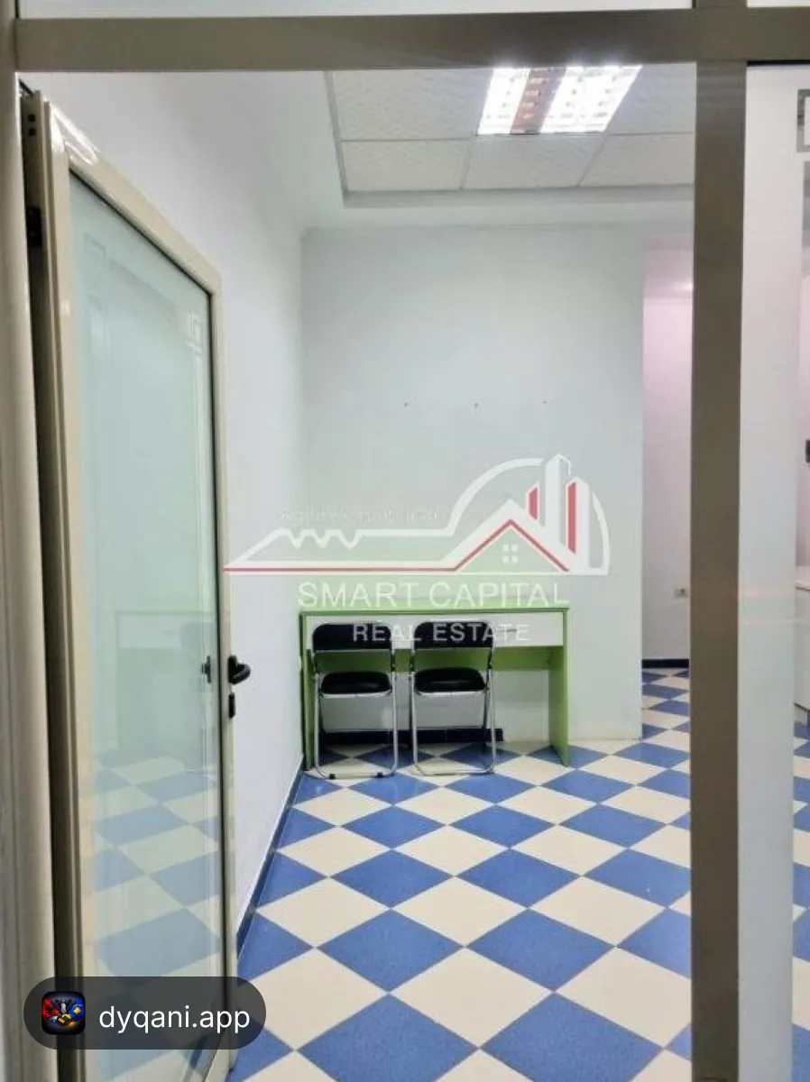 Njësi Shërbimi 34m² në Qira – Pranë – 250€ – Vlorë – I mirë — Vlorë - Foto 2