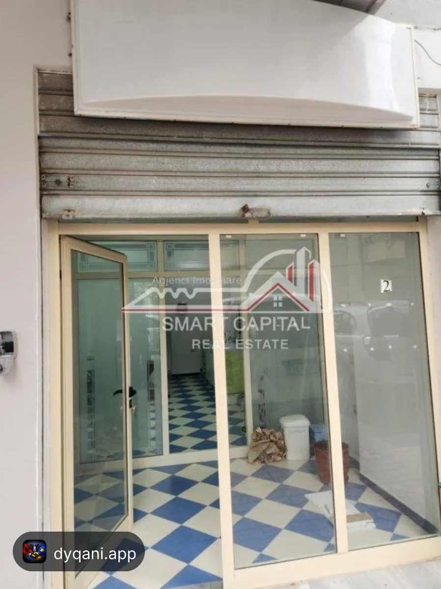 Njësi Shërbimi 34m² në Qira – Pranë – 250€ – Vlorë – I mirë — Vlorë - Foto 3