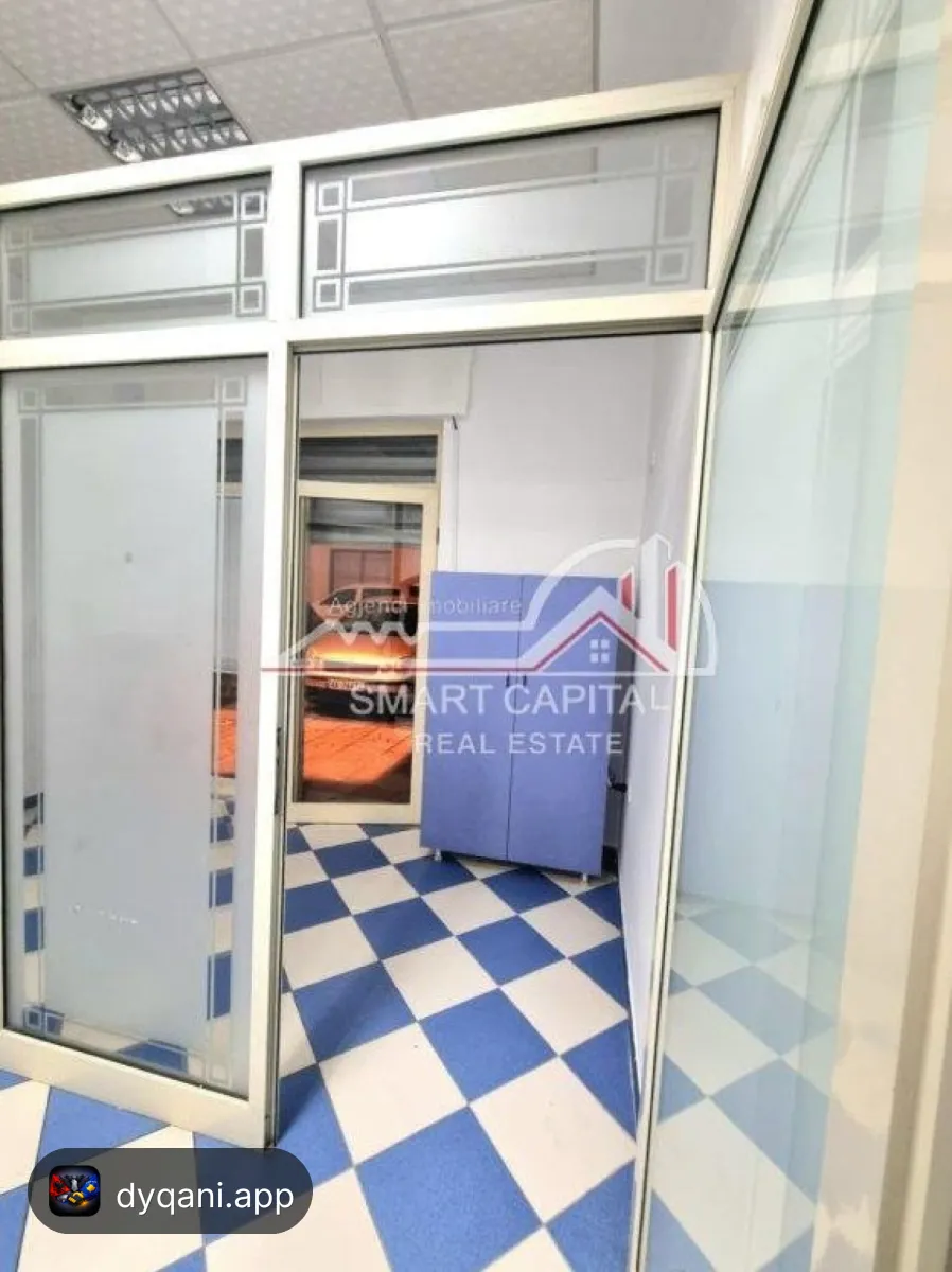 Njësi Shërbimi 34m² në Qira – Pranë – 250€ – Vlorë – I mirë — Vlorë - Foto 4