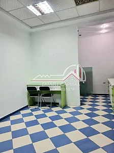 Njësi Shërbimi 34m² në Qira – Pranë – 250€ – Vlorë – I mirë — Vlorë - Foto 5