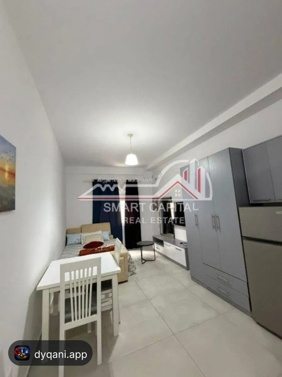 Garsoniere me Qira – Rruga – 25,000 Lek – Vlorë – I mirë — Vlorë - Foto 1