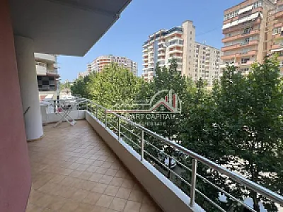 Apartament 2+1 në Shitje – Pranë Portit – 200,000€ – I mirë — Vlorë - Foto 9