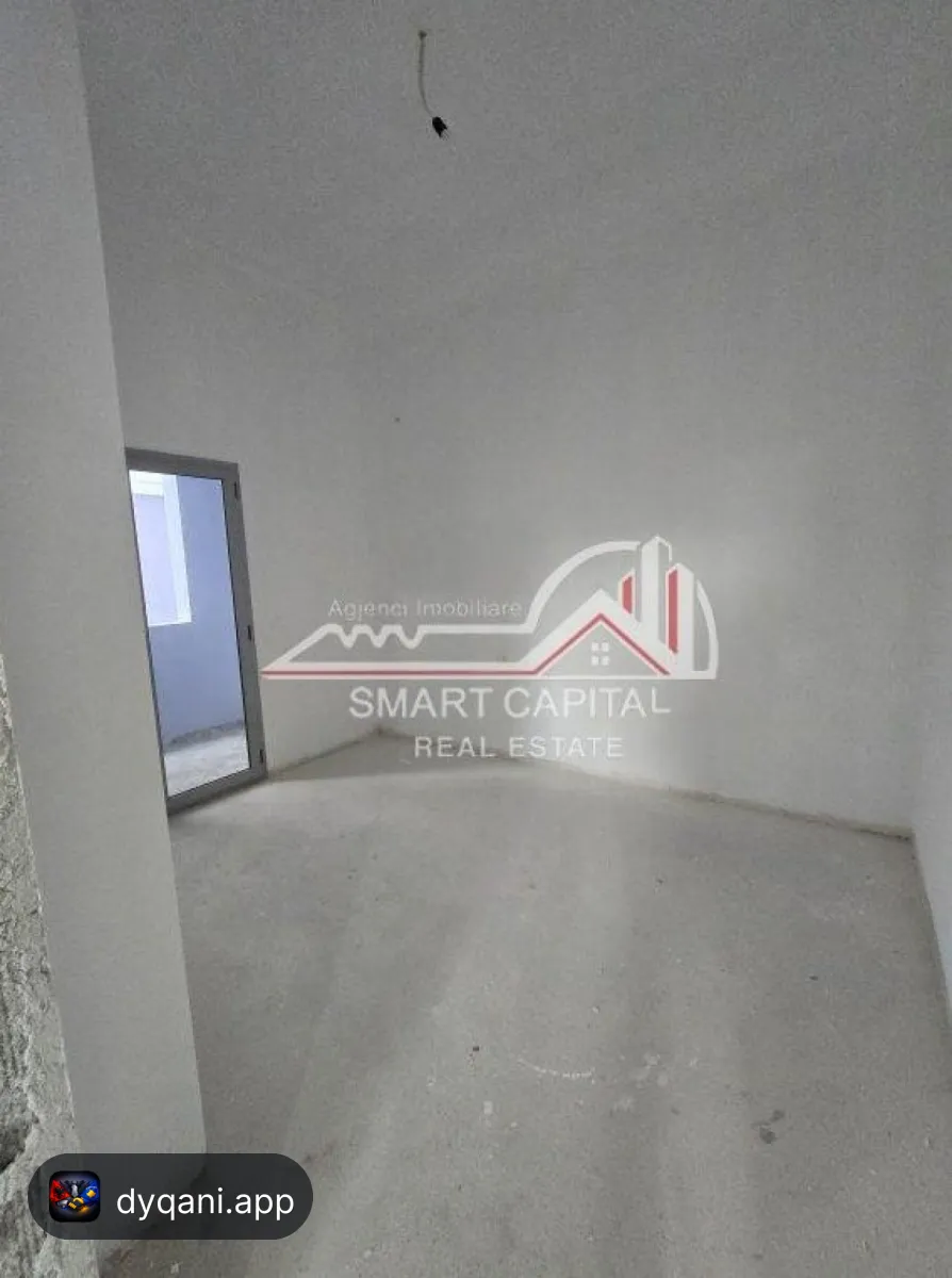 Apartament 2+1 në Shitje – Rruga Dush Strati – 1,300€ — Vlorë - Foto 1