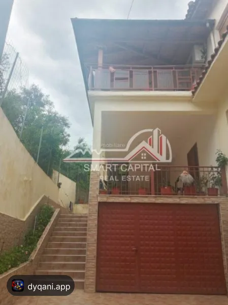 Vilë 3-Katëshe në Shitje – Topana, Vlorë – 220,000€ – I mirë — Vlorë