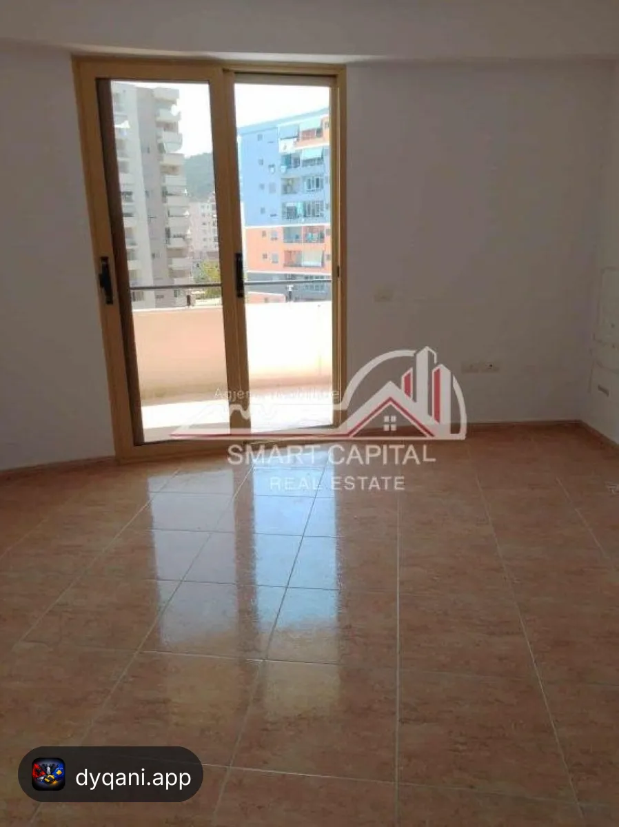 Apartament 2+1+2 në Shitje – 2,300€ – Vlorë – I mirë — Vlorë - Foto 4