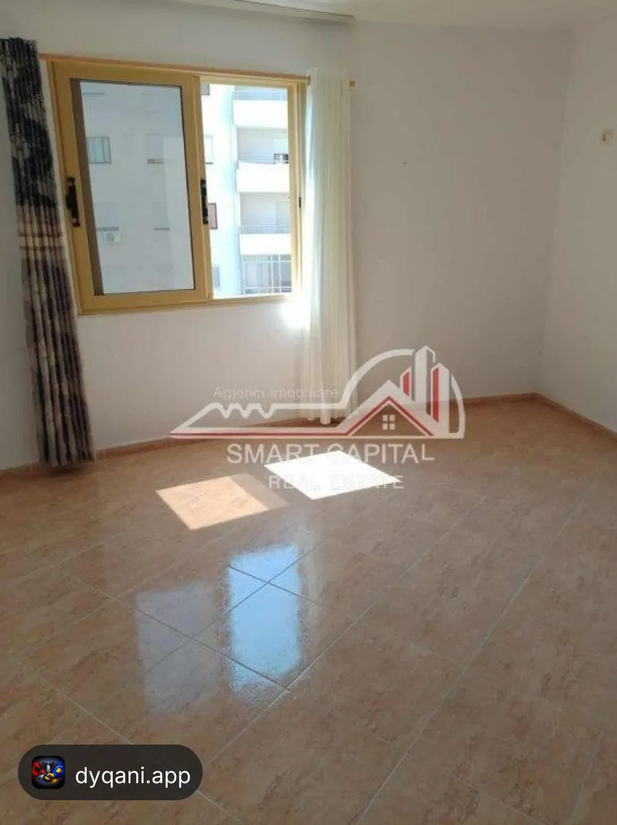 Apartament 2+1+2 në Shitje – 2,300€ – Vlorë – I mirë — Vlorë - Foto 10