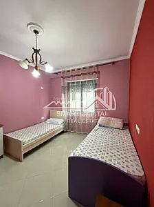 Apartament 2+1 me Qira – Mobiluar, Zona – 350€ – Vlorë — Vlorë - Foto 5