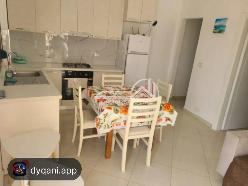 Shtëpi Private 1+1 me Qira – Pranë – 250€ – Vlorë – I mirë — Vlorë