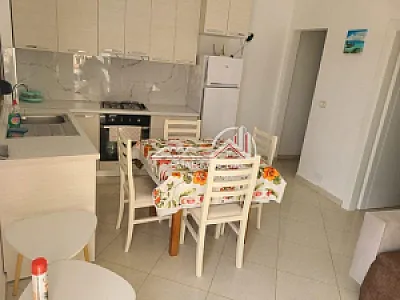 Shtëpi Private 1+1 me Qira – Pranë – 250€ – Vlorë – I mirë — Vlorë - Foto 1