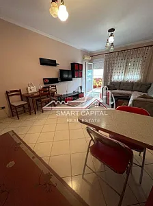 Apartament 1+1 me Qira – Mobiluar – 400€ – Vlorë – I mirë — Vlorë - Foto 1