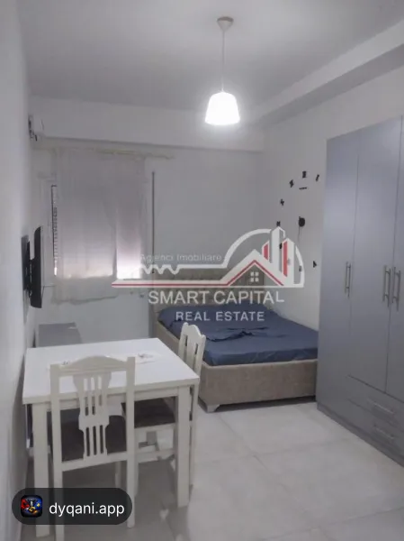 Garsoniere me Qira – Mobiluar, Pranë – 250€ – Vlorë – I mirë — Vlorë