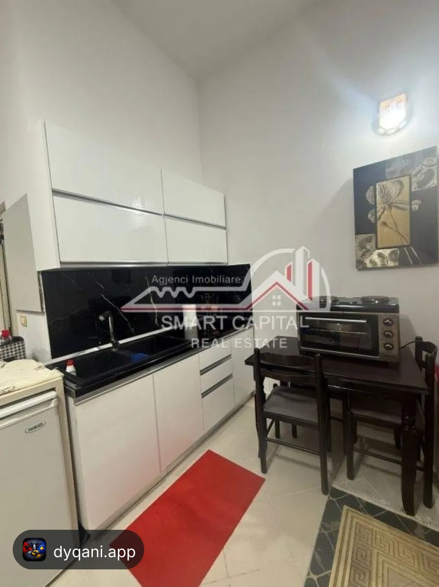 Garsoniere me Qira – Mobiluar, Kati 1 – 200€ – Vlorë — Vlorë - Foto 1