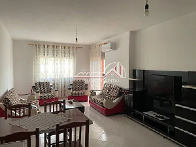 Apartament 2+1 me Qera – Pamje – 450€ – Vlorë – I mirë — Vlorë - Foto 6