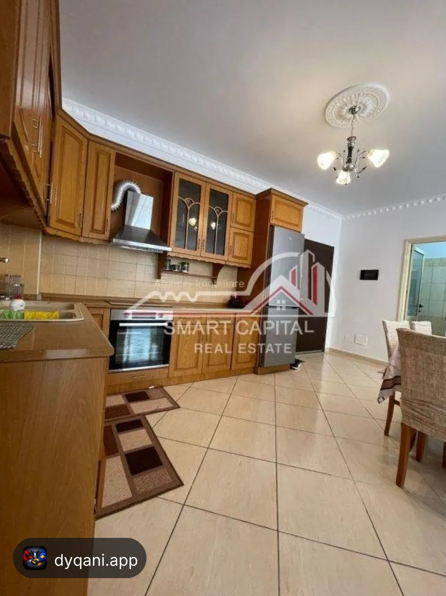 Apartament 2+1 me Qera – Përballë – 400€ – Vlorë – I mirë — Vlorë - Foto 8