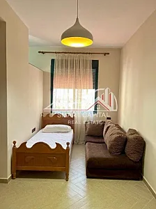 Apartament 2+1+2 me Qira – Rruga Gjergj – 450€ – Vlorë — Vlorë - Foto 6