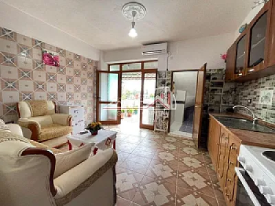 Shtëpi Private me Qira – Kati 3 – 180€ – Vlorë – I mirë — Vlorë - Foto 5