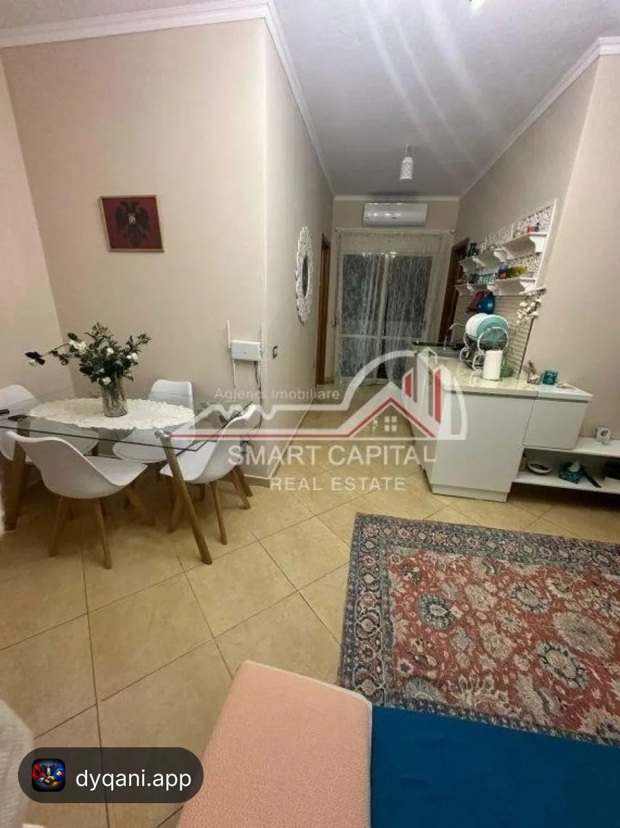 Apartament 1+1 me Qira – Mobiluar – 300€ – Vlorë – I mirë — Vlorë - Foto 1