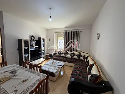 Apartament 2+1 në Shitje – 75 m² – 135,000€ – Vlorë – I mirë — Vlorë - Foto 2
