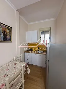 Garsoniere me Qira – Mobiluar, Kati 2 – 250€ – Vlorë — Vlorë - Foto 3