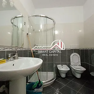 Garsonierë në Shitje – Qendra e Vlorës, 50m² – 95,000€ — Vlorë - Foto 9