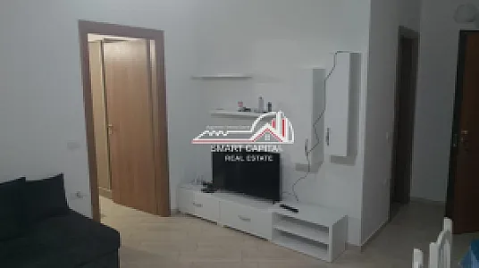 Apartament 1+1 me Qira – Fillimi i Lungomares – 450€ — Vlorë - Foto 1