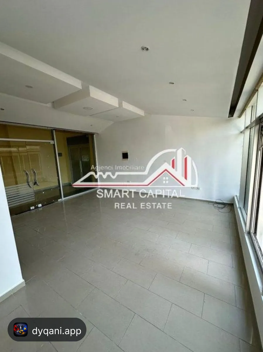 Dyqan 30m² në Shitje – Conad Vlorë – 45,000€ – I mirë — Vlorë - Foto 5