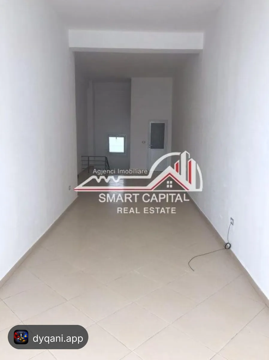 Njësi Shërbimi 70m² në Qira – Vijë – 350€ – Vlorë – I mirë — Vlorë - Foto 2