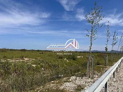 Tokë 5,000 m² në Shitje – Pranë Aeroportit të Vlorës — Vlorë - Foto 2
