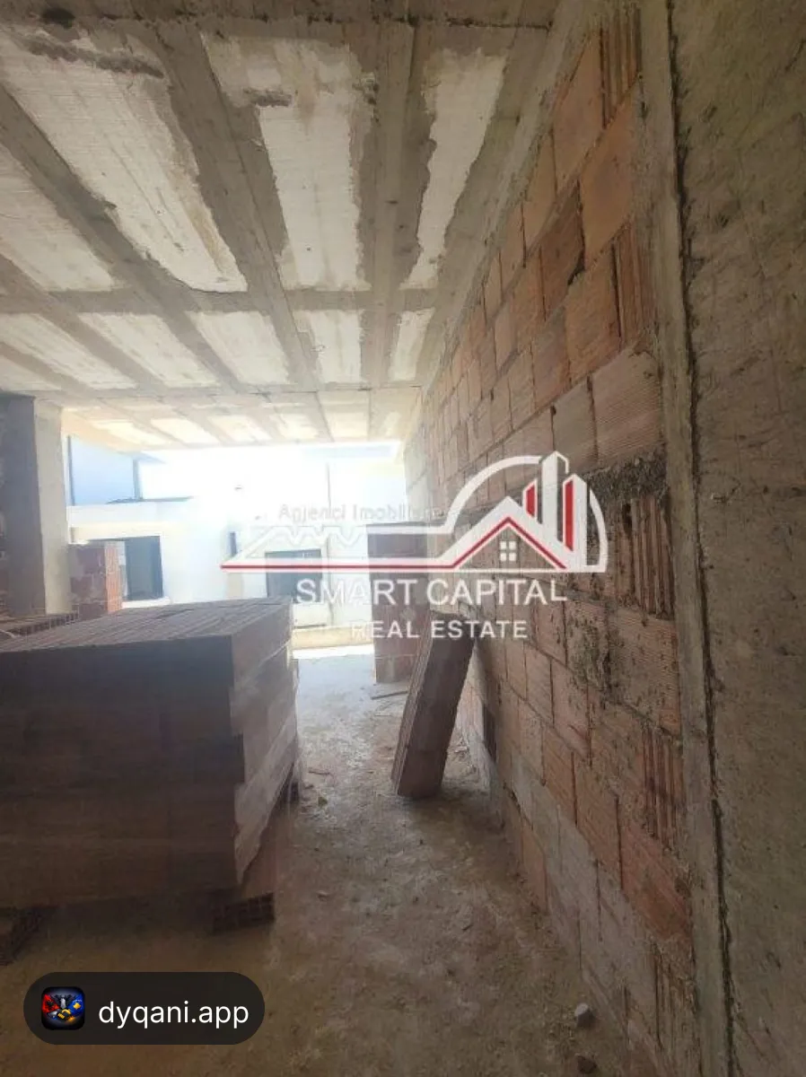 Apartament 2+1 në Shitje – Uji i Ftohtë – 1,100€ – I mirë — Vlorë - Foto 8