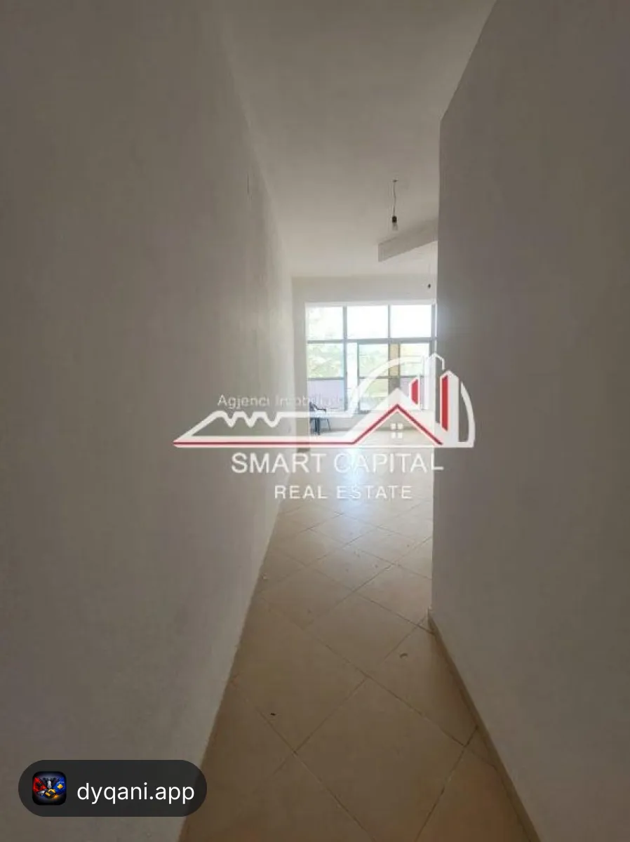 Ambient Biznesi me Qera – 200€ – Vlorë – I mirë — Vlorë - Foto 4