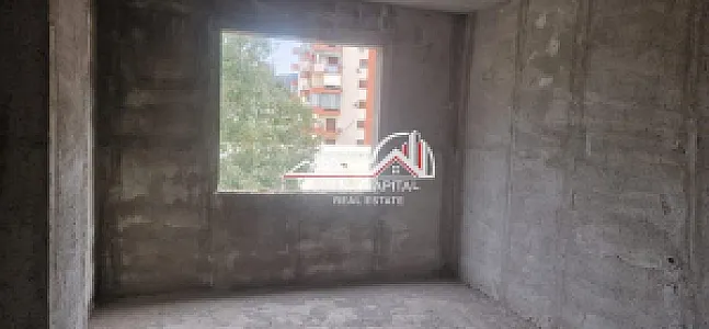 Apartament 2+1 në Shitje – 119 m² – 1,000€ – Vlorë – I mirë — Vlorë - Foto 2