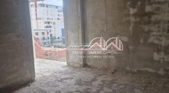 Apartament 2+1 në Shitje – 119 m² – 1,000€ – Vlorë – I mirë — Vlorë - Foto 8