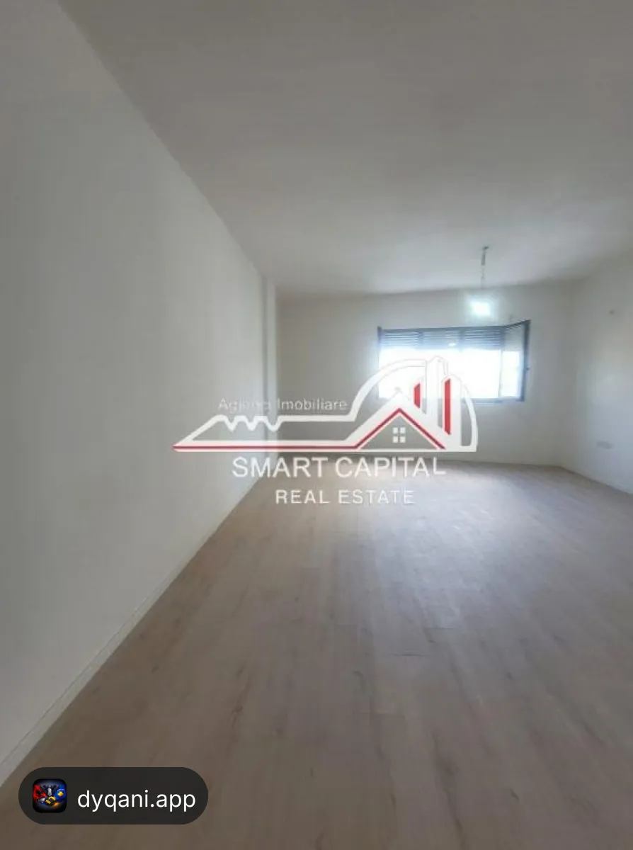 Apartament 2+1 në Shitje – Ndërtim – 1,400€ – Vlorë – I mirë — Vlorë - Foto 3