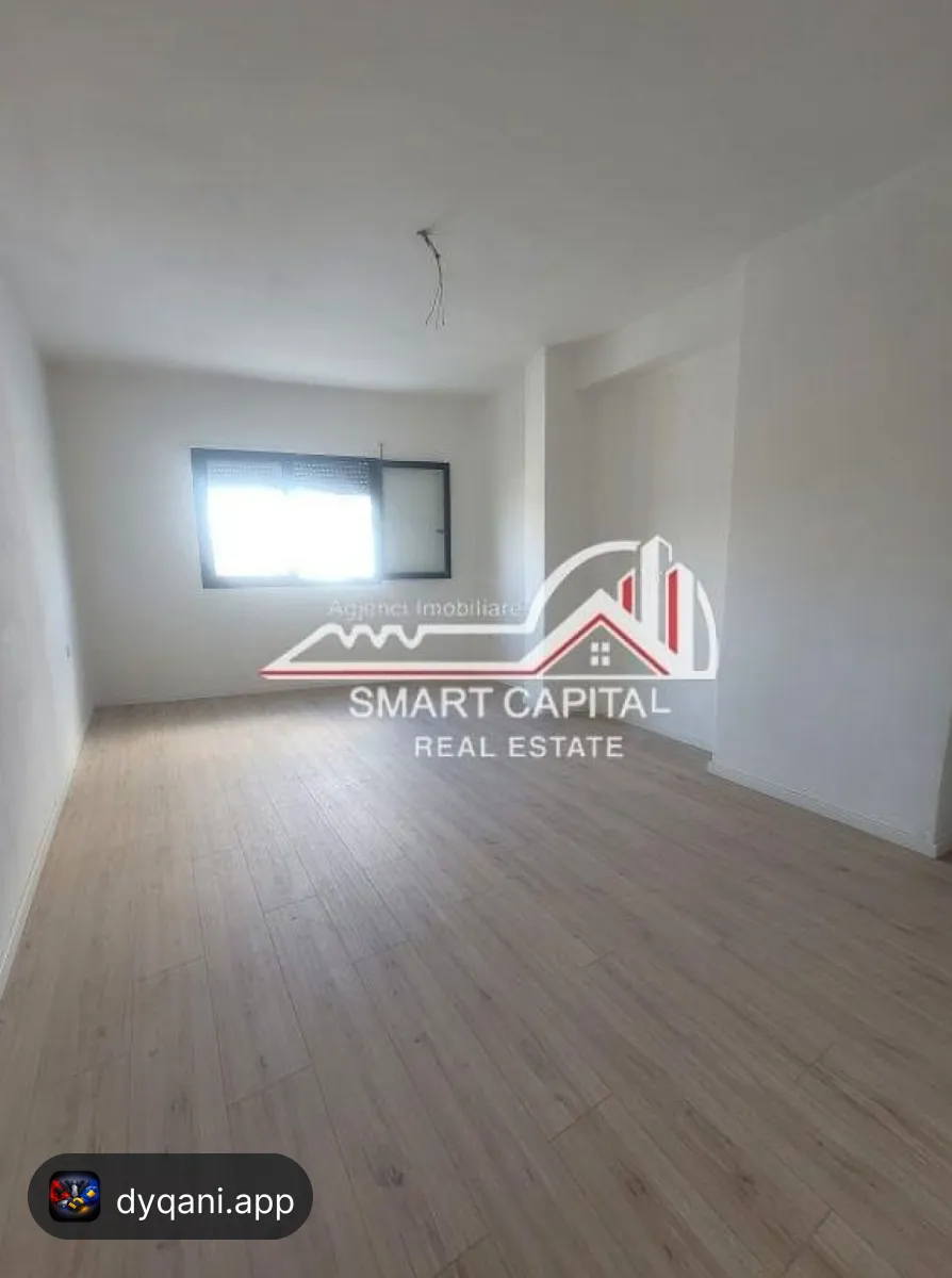 Apartament 2+1 në Shitje – Ndërtim – 1,400€ – Vlorë – I mirë — Vlorë - Foto 5
