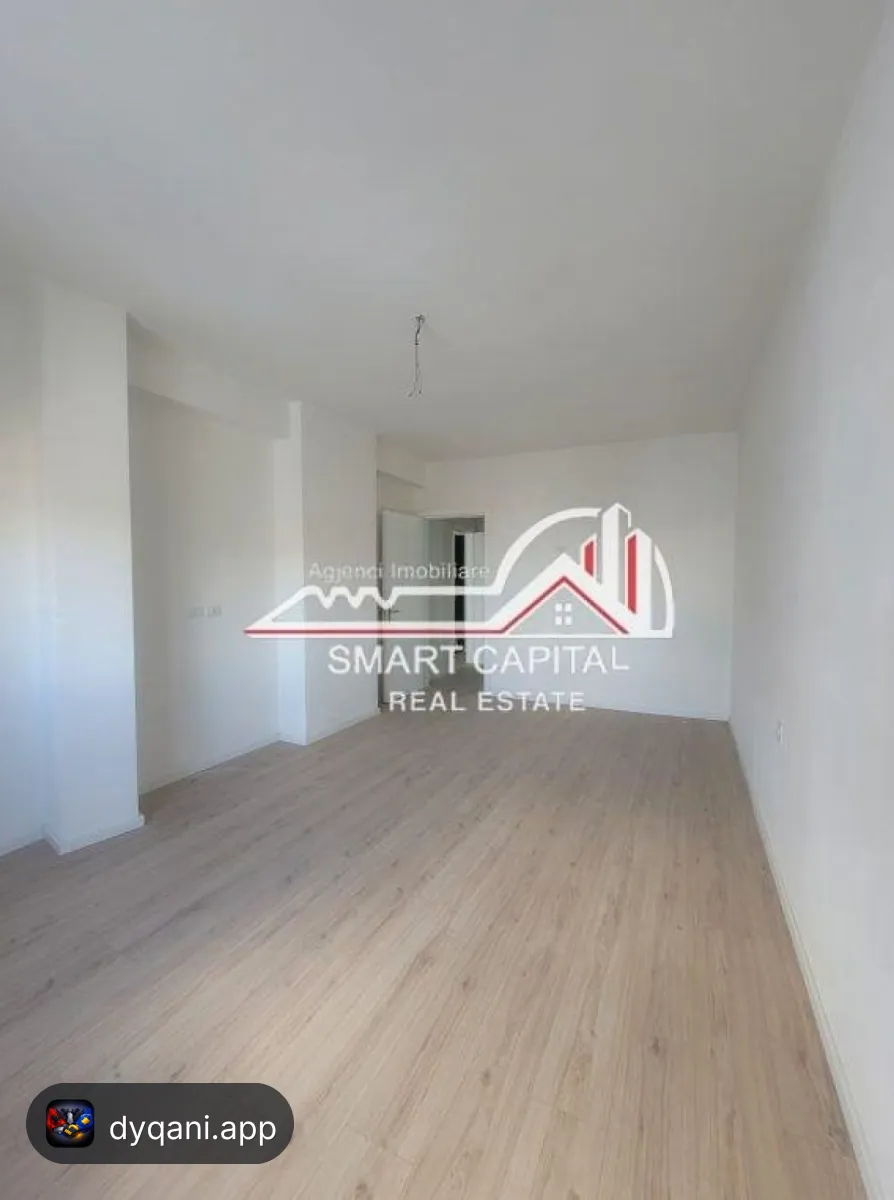 Apartament 2+1 në Shitje – Ndërtim – 1,400€ – Vlorë – I mirë — Vlorë - Foto 6