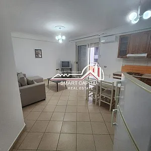 Apartament 1+1 me Qira – Mobiluar – 350€ – Vlorë – I mirë — Vlorë - Foto 9