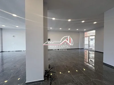 Ambient Komercial/Dyqan 132m² me Qera – 480€ – Vlorë — Vlorë - Foto 6