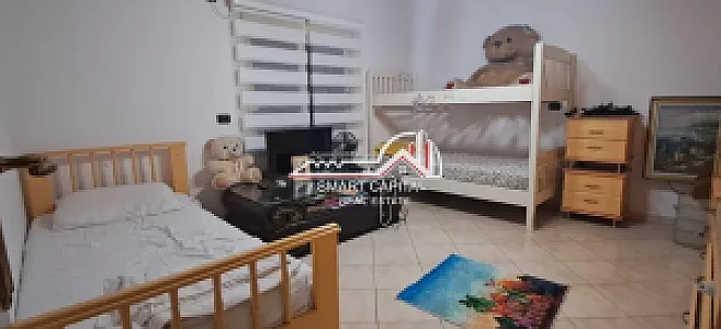 Vilë 2+1 me Qira – Kati i Dytë – 250 Lek – Vlorë – I mirë — Vlorë - Foto 5