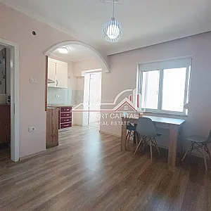Apartament 1+1 në Shitje – Rruga Riza – 68,000€ – I mirë — Vlorë - Foto 2