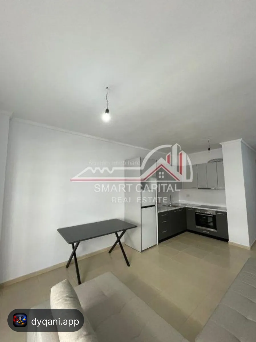 Apartament 1+1 me Qira – Pranë Shkollës Drita – 300€ — Vlorë - Foto 1