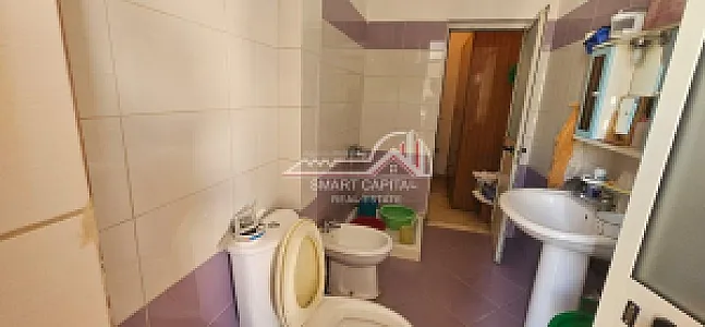 Garsonierë në Shitje – Pranë Shkollës së – 42,000€ – I mirë — Vlorë - Foto 4