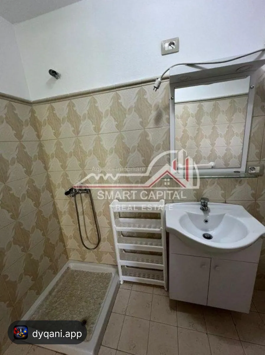 Garsonierë me Qira Ditore – Komode – 50€ – Vlorë – I mirë — Vlorë - Foto 7