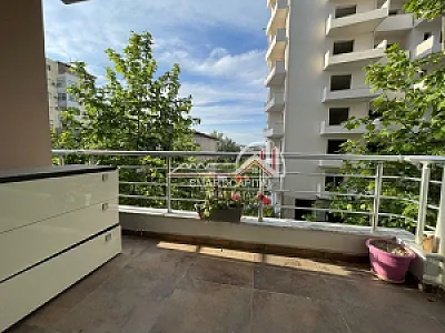 Apartament 1+1 në Shitje – Lungomare, Vlorë – 110,000€ — Vlorë - Foto 9