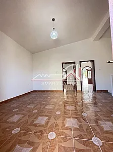 Shtëpi Private + Truall në Shitje – Pranë – 170,000€ — Vlorë - Foto 9