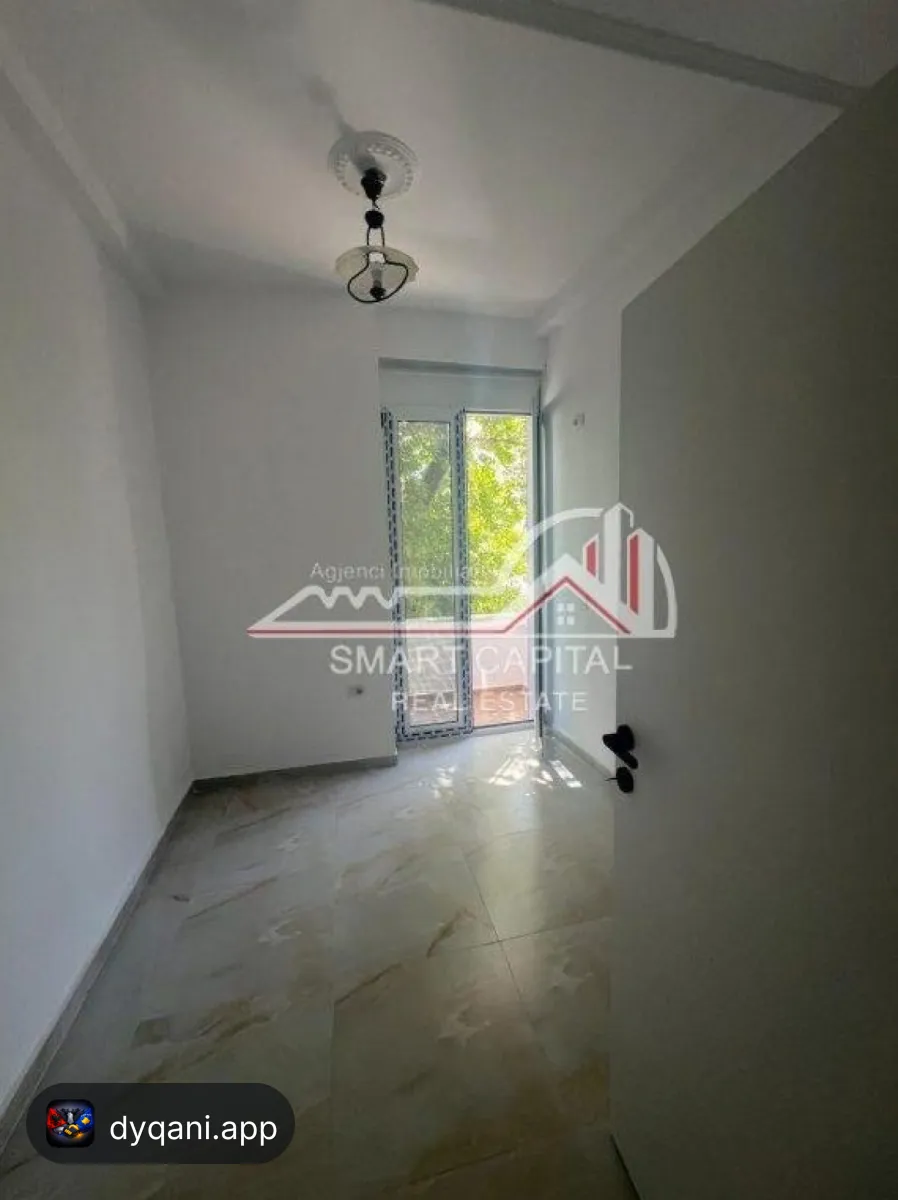 Apartament 2+1 me Qira – Bulevardi – 300€ – Vlorë – I mirë — Vlorë - Foto 3