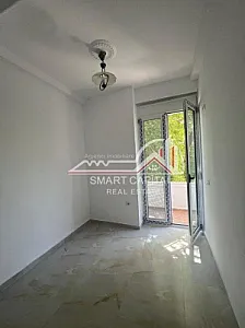 Apartament 2+1 me Qira – Bulevardi – 300€ – Vlorë – I mirë — Vlorë - Foto 4