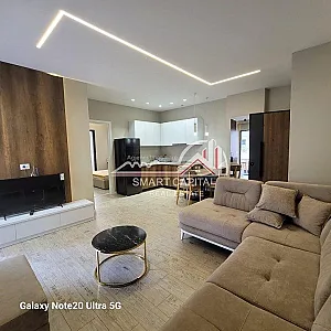 Apartament Me Qira Te Ish-Kombinati! – 550€ – Vlorë – I mirë — Vlorë - Foto 2